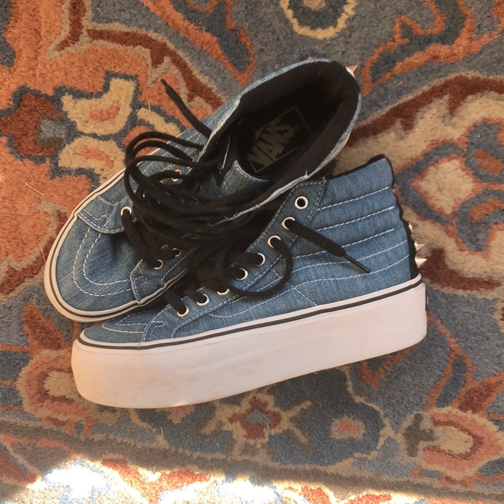 Platform studded jean colored Vans